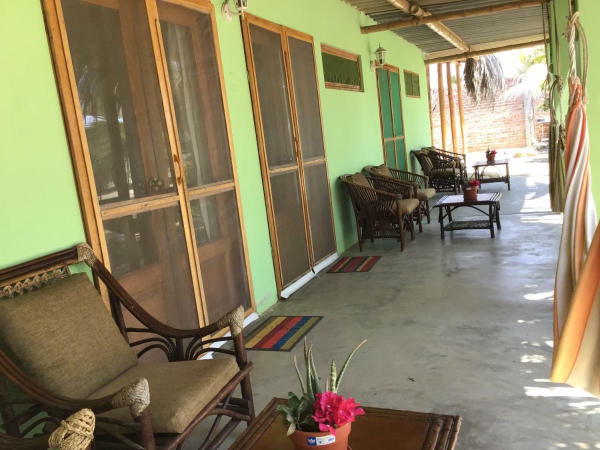 La Casa De Jessy Apartment Mancora Luaran gambar